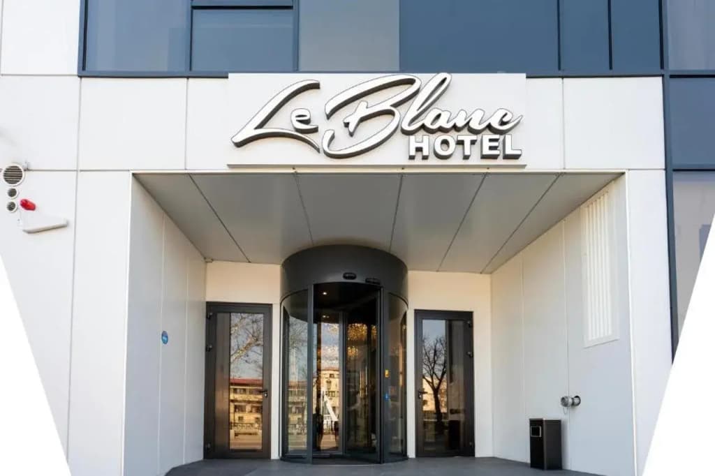 Hotel photo 1