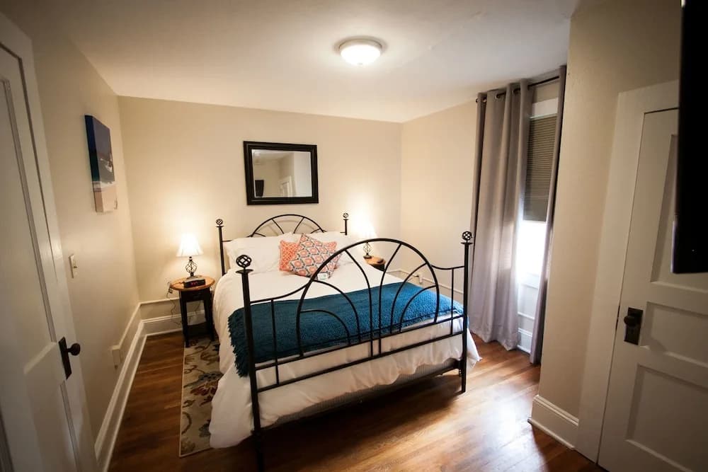 Double Apartment full double bed