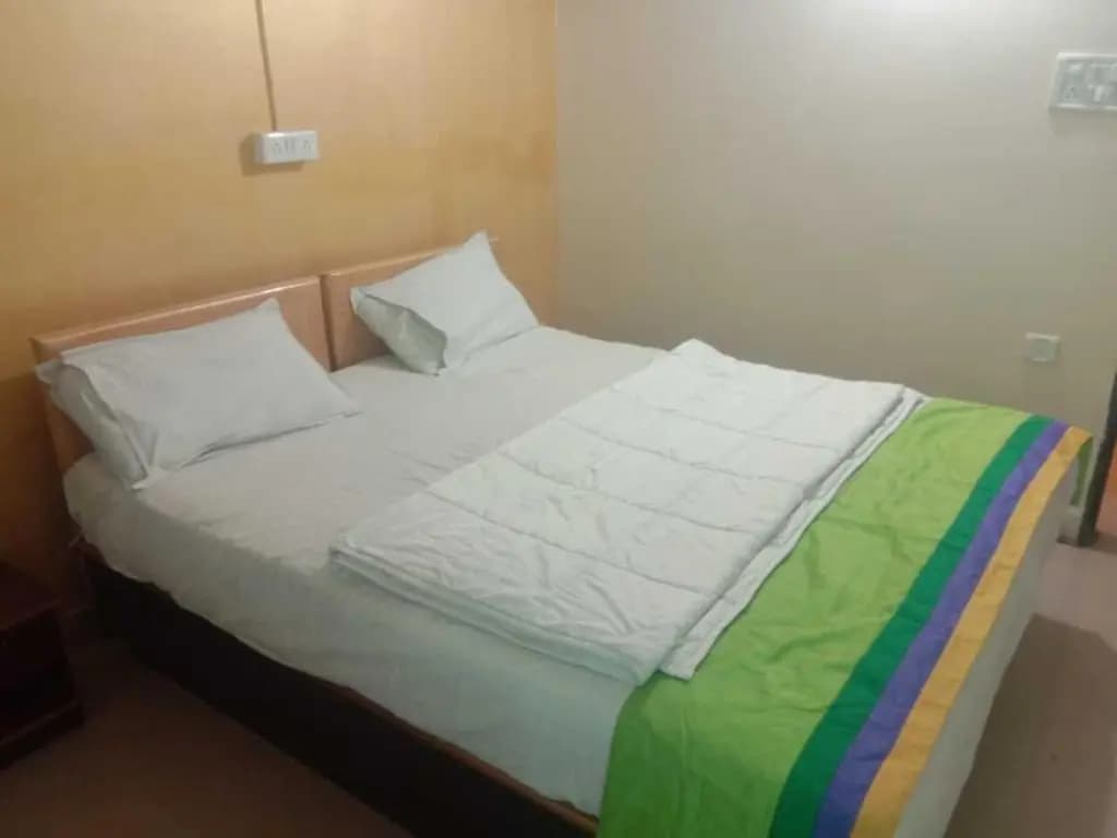 Deluxe Double room full double bed