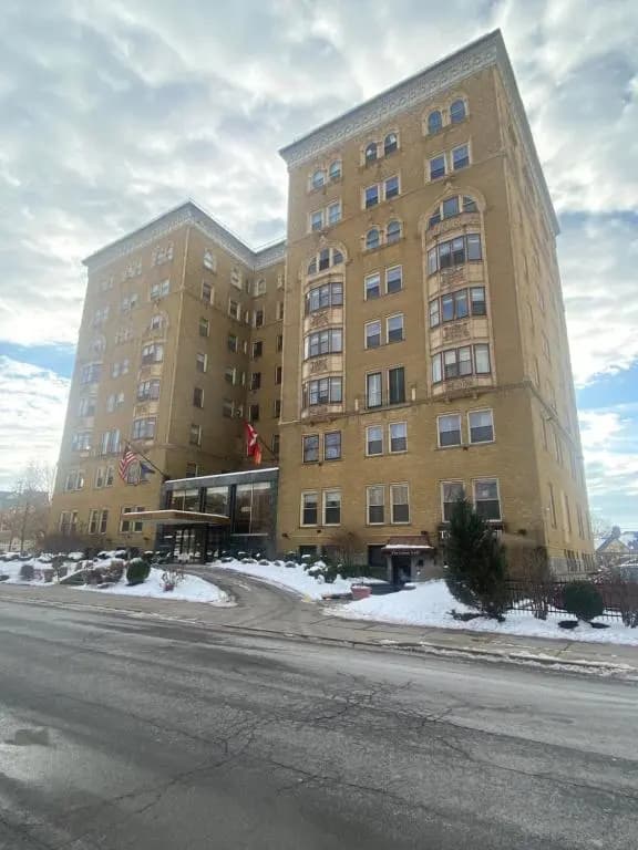 Hotel photo 11