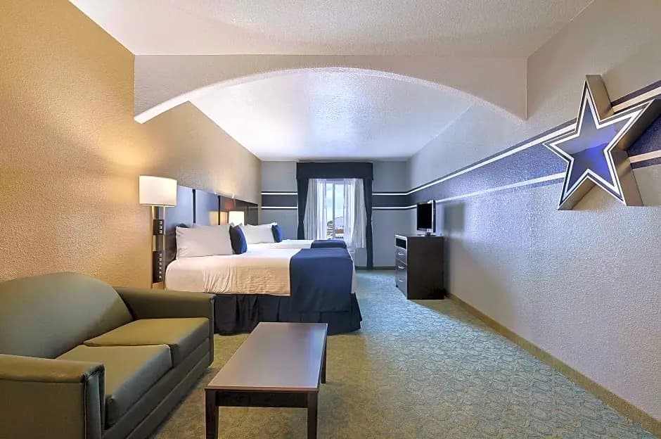 2 Bedrooms Suite