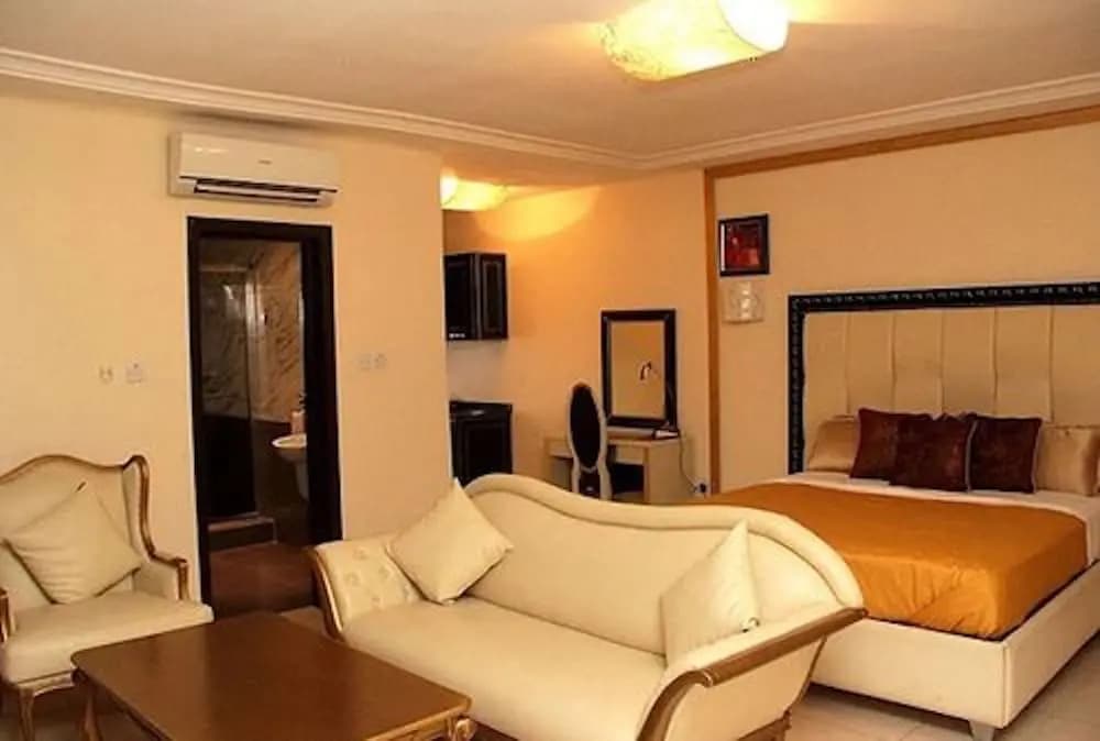 Hotel photo 2