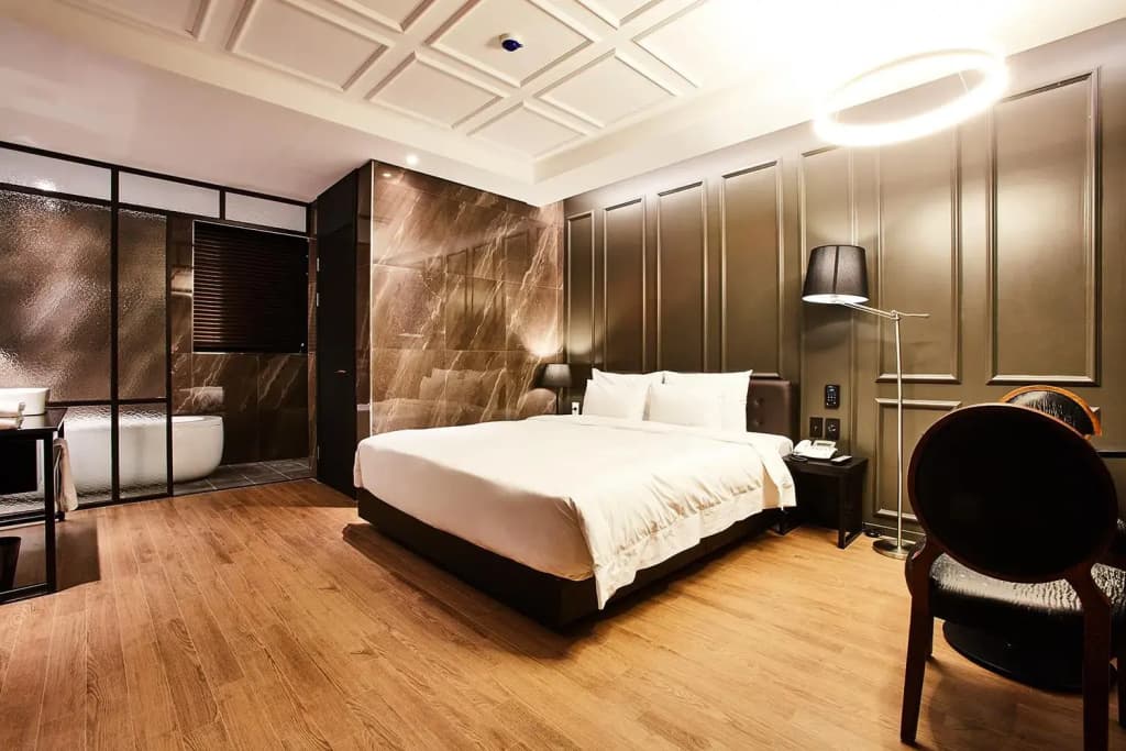 Deluxe Double room full double bed
