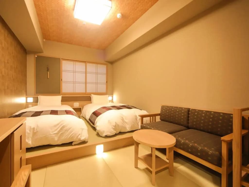 Compact Double room twin beds