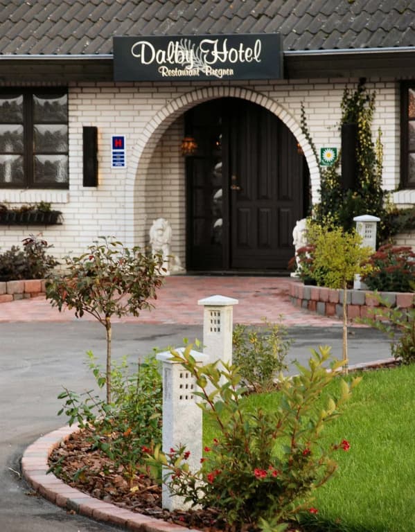 Hotel photo 1