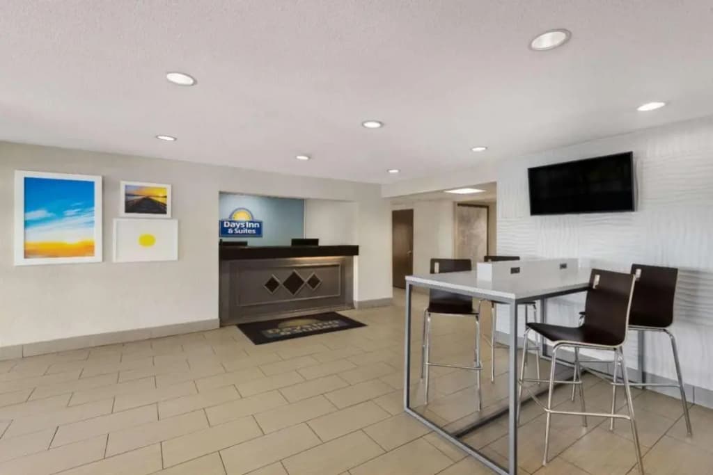 Hotel photo 12