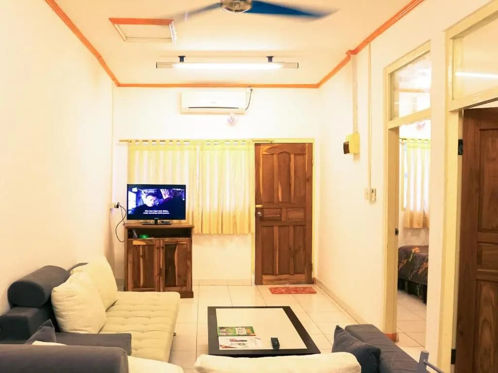 2 Bedrooms Villa