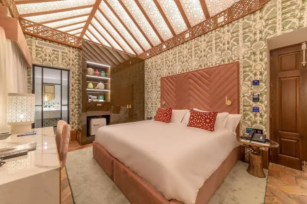 Suite with balcony
