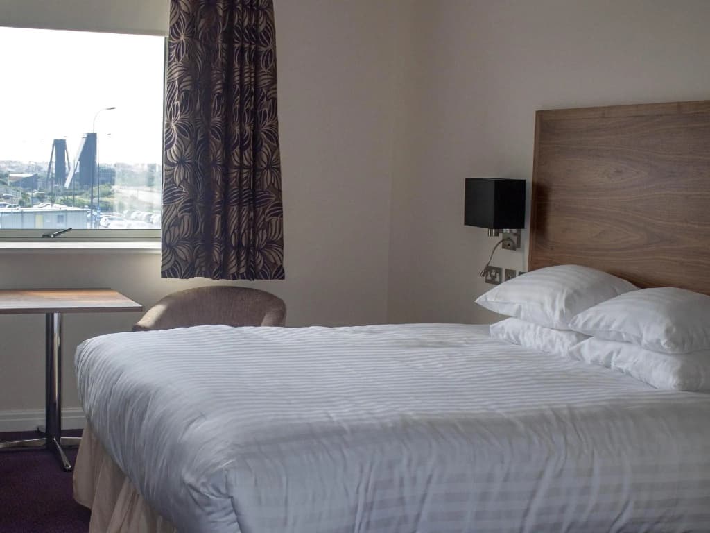 Standard room with city view
