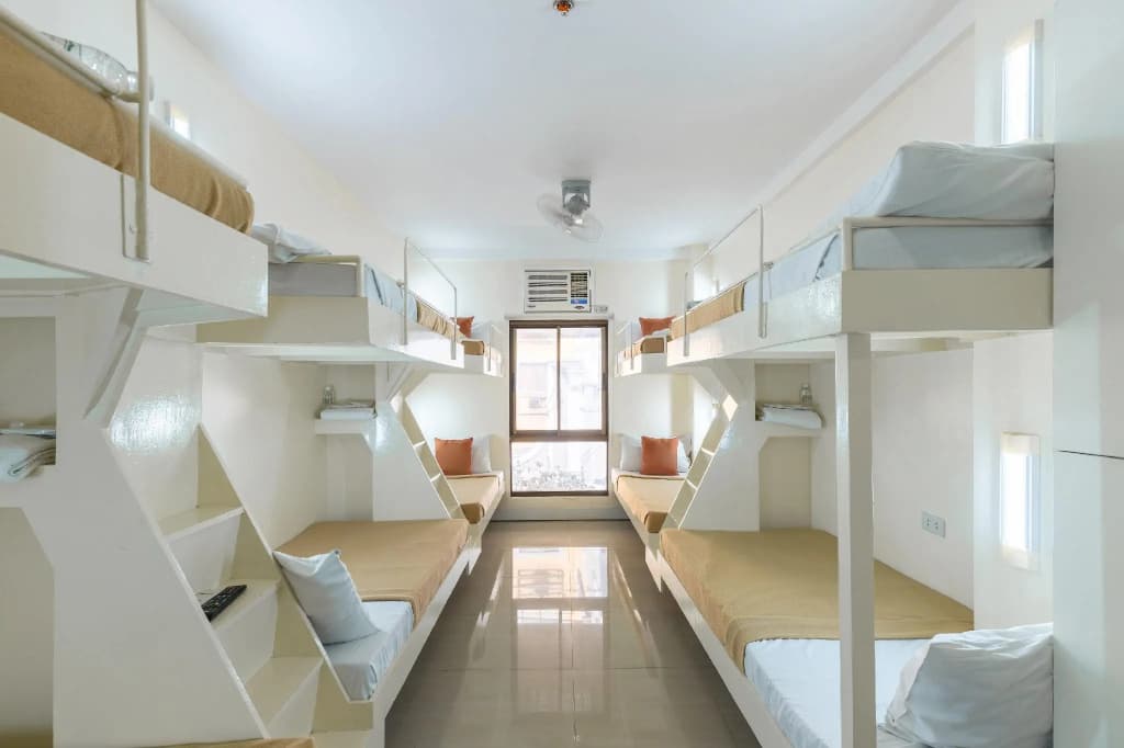 Standard Triple room with balcony