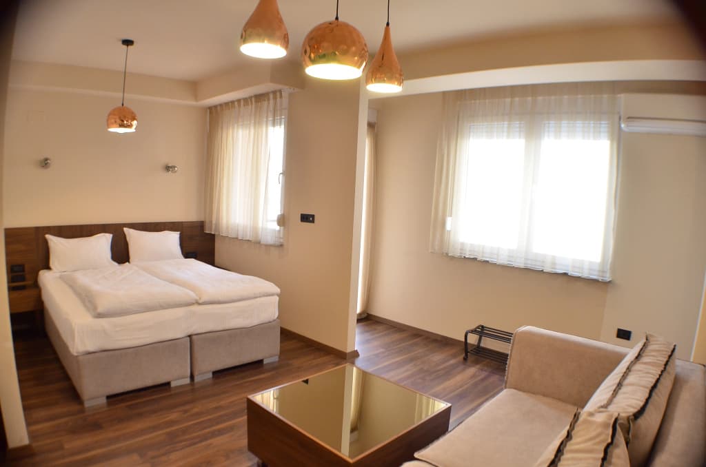 Premier Apartment