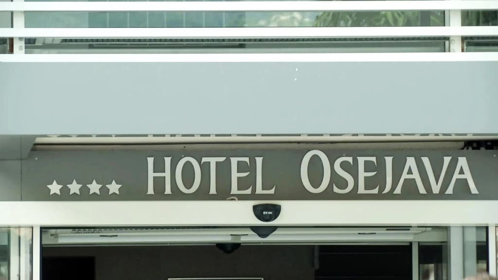 Hotel photo 1