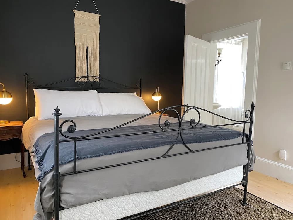 Standard Double room with garden view full double bed