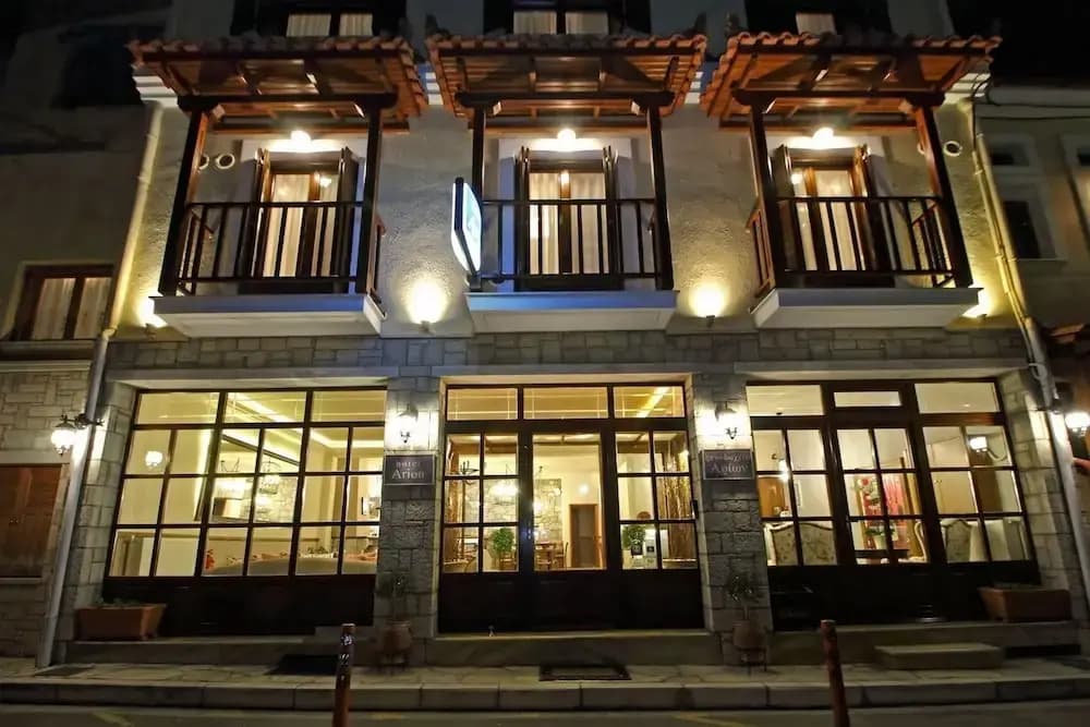 Hotel photo 1