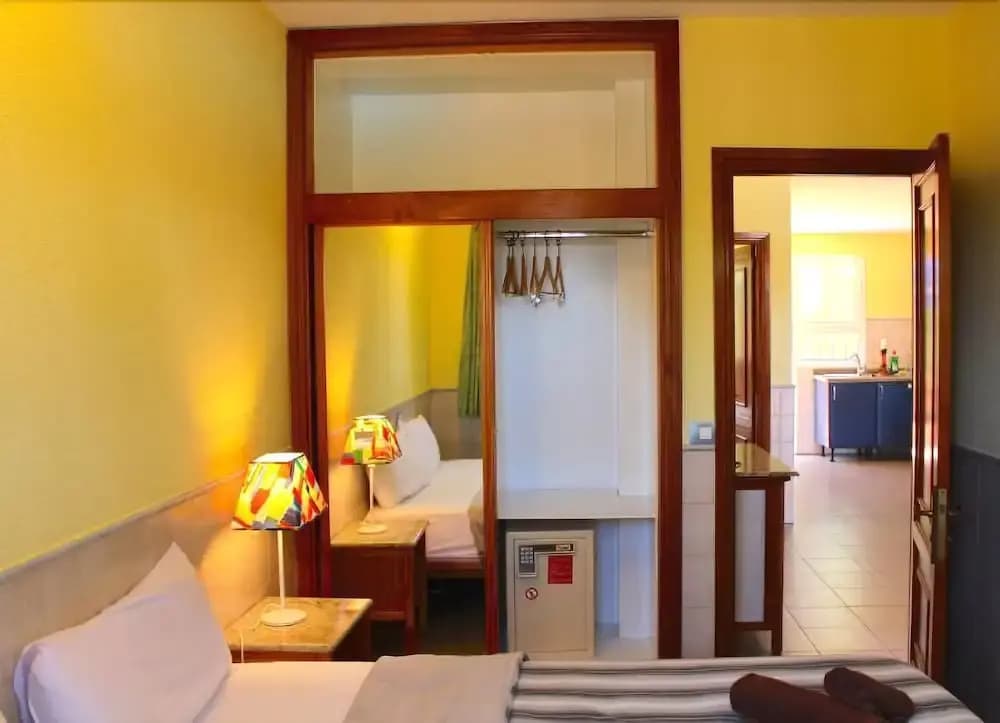 Hotel photo 2
