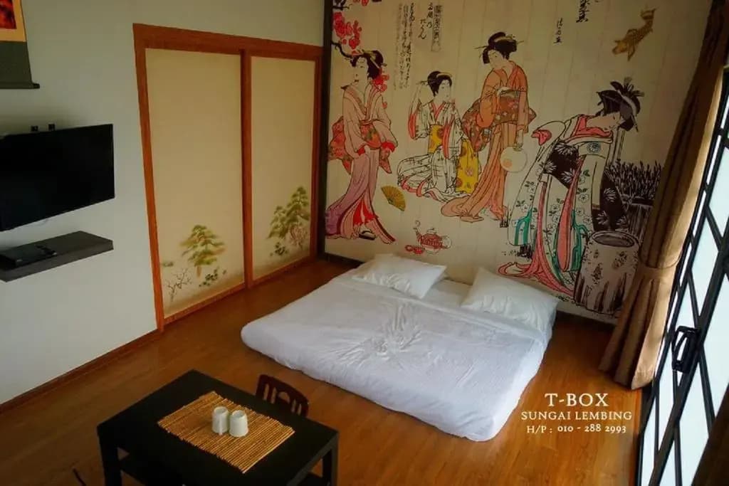 Standard Double room with mountain view full double bed