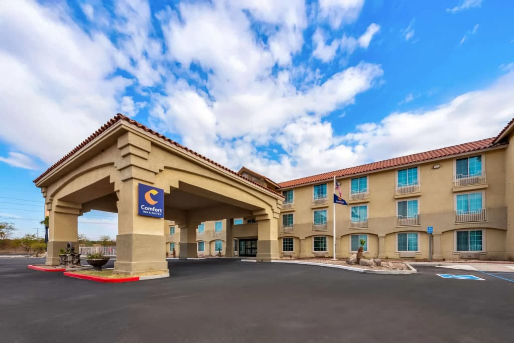 Hotel photo 1