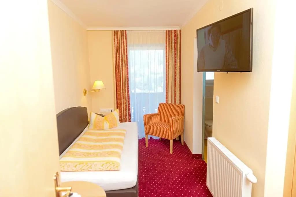 Comfort room