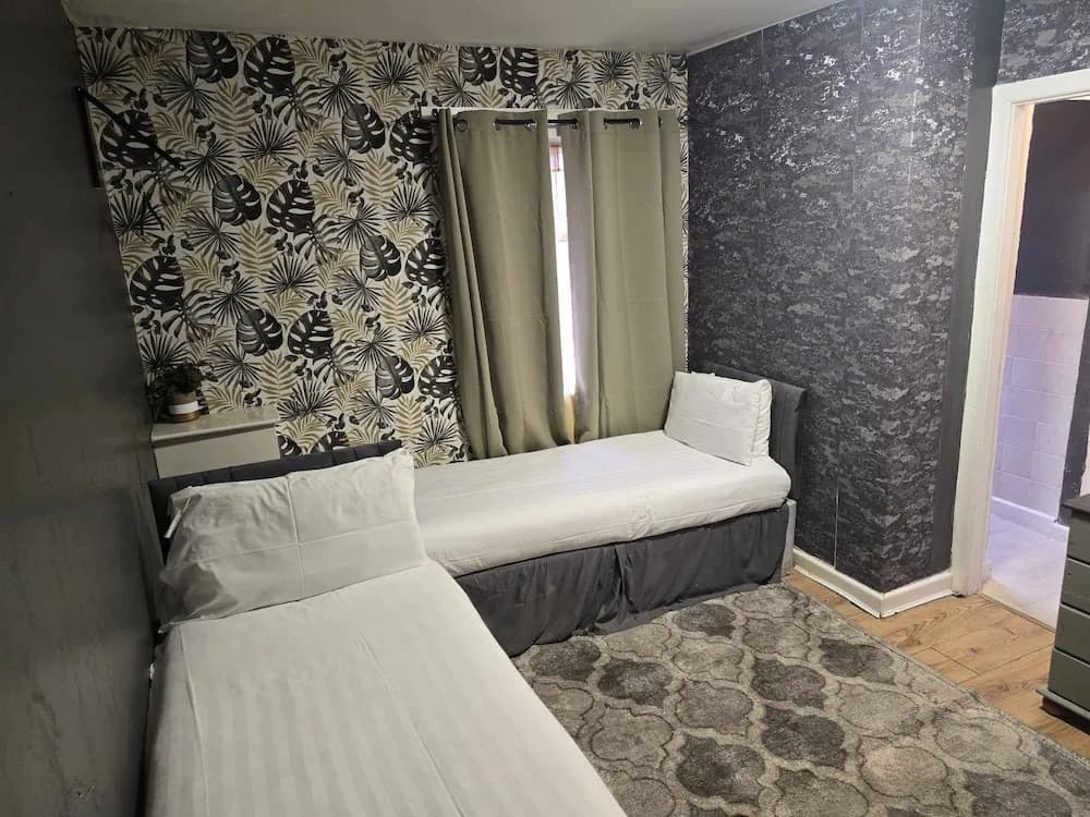 Classic Quadruple room