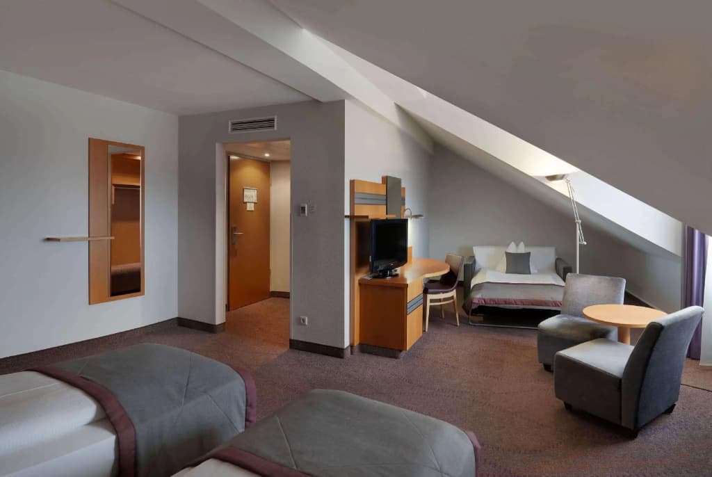 Superior Double Junior Suite twin beds