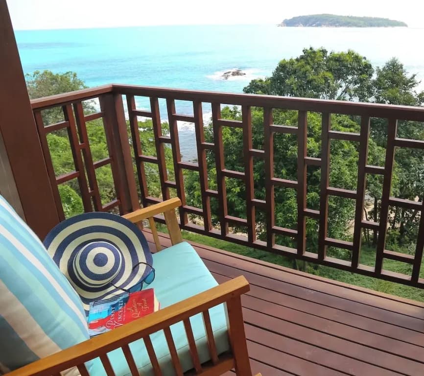 3 Bedrooms Villa with sea view