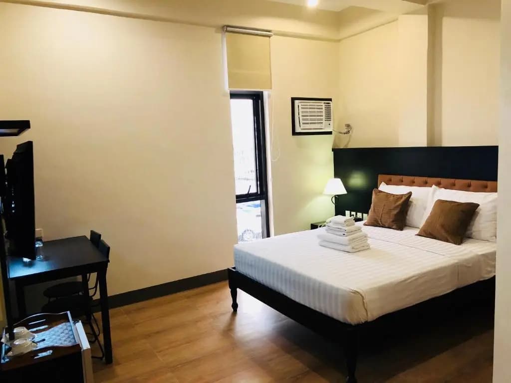Deluxe Double room full double bed