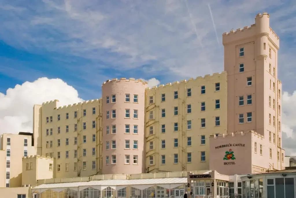 Hotel photo 1