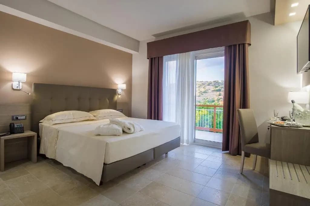 Double room full double bed