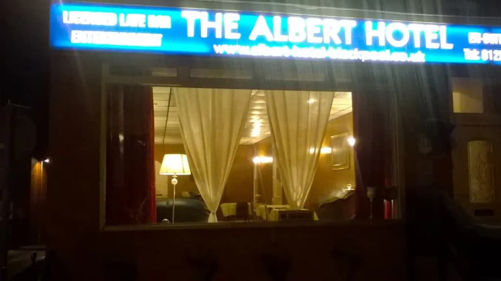 Hotel photo 1