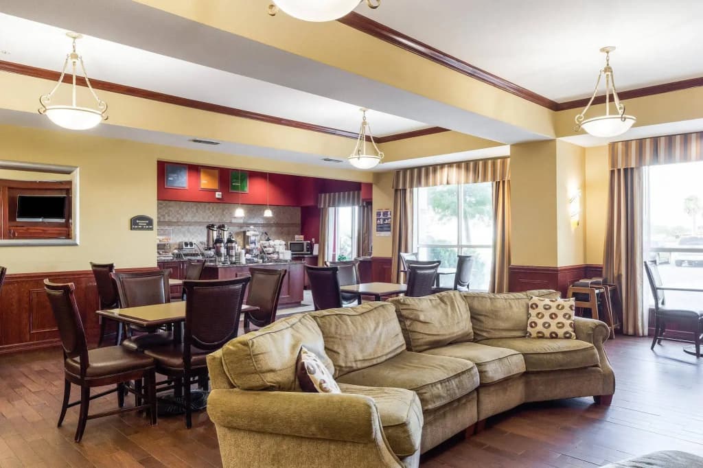 Hotel photo 30
