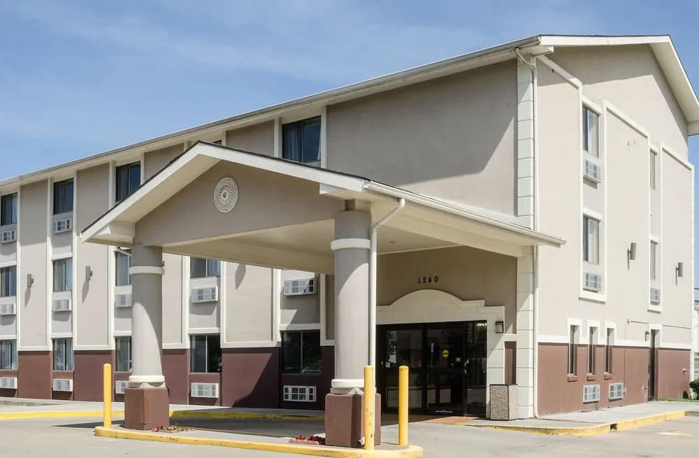 Hotel photo 1