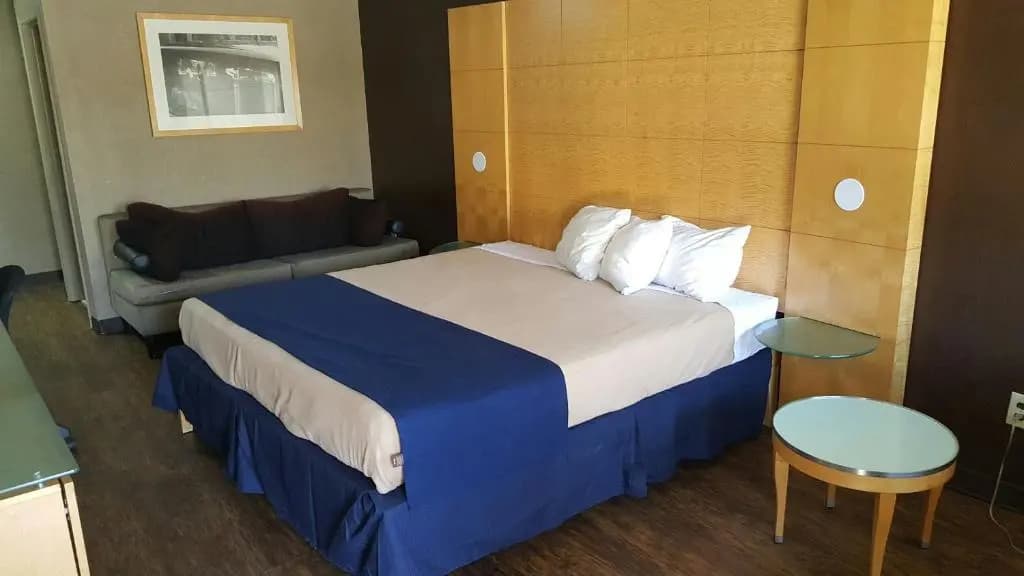 Hotel photo 2