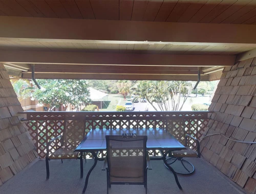 Deluxe Double room with garden view full double bed