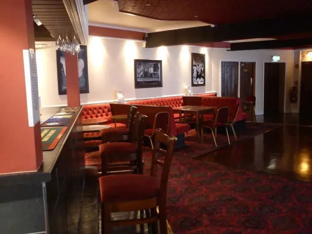 Hotel photo 12