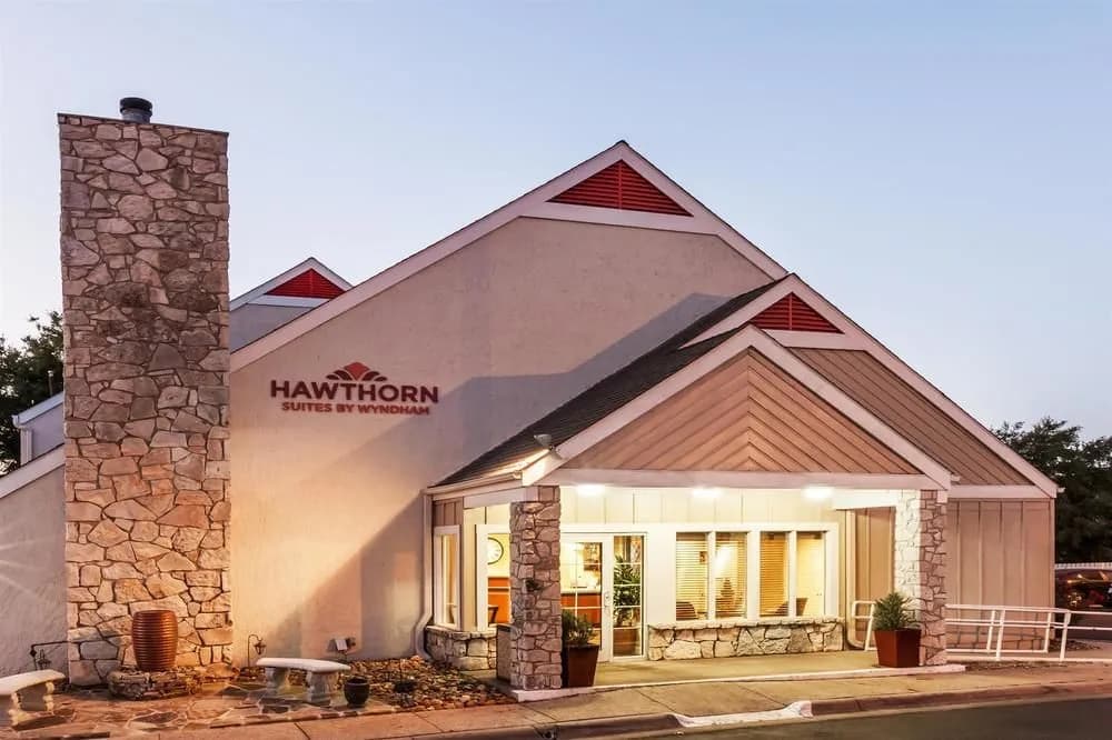 Hotel photo 1