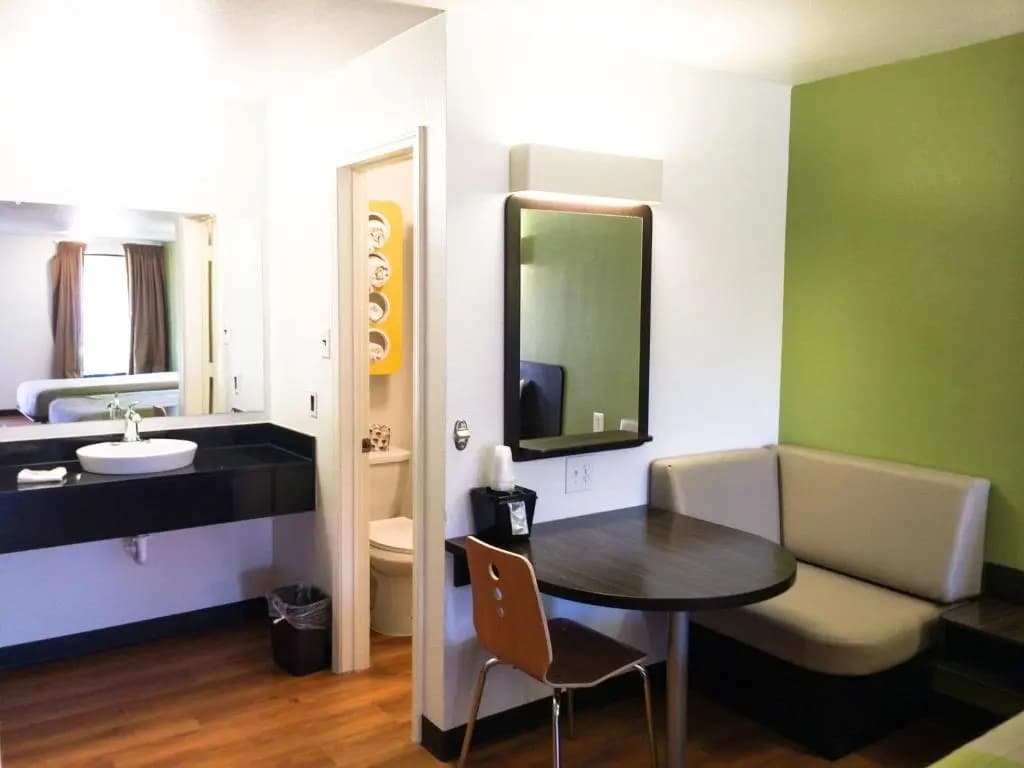 Deluxe Double room full double bed