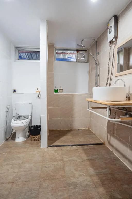 1 Bedroom Standard Double room full double bed