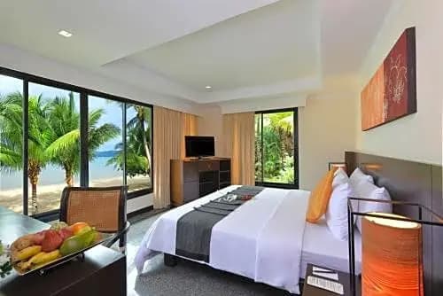 Executive Suite beachfront