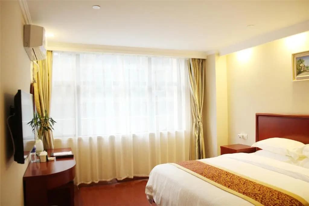 Standard Double room full double bed