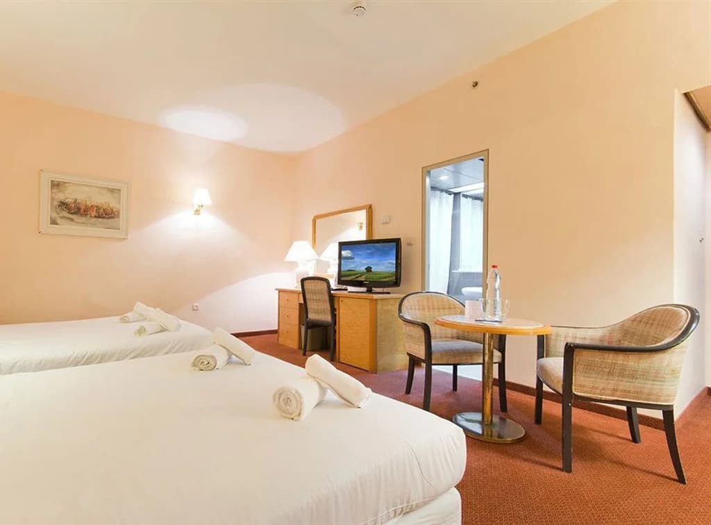 Hotel photo 5