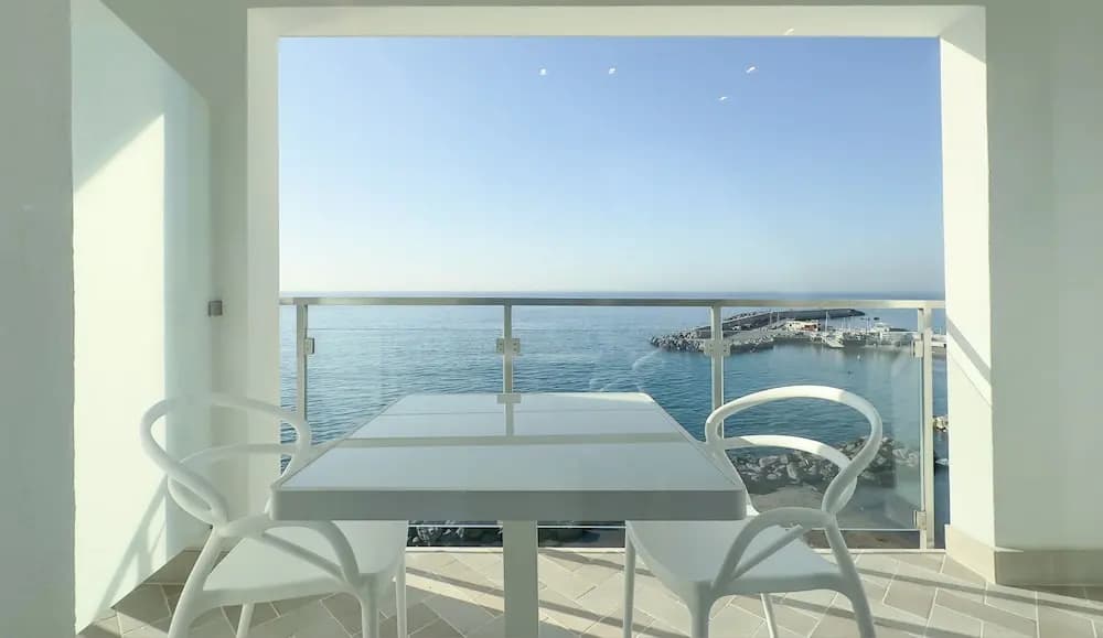 Standard room with balcony