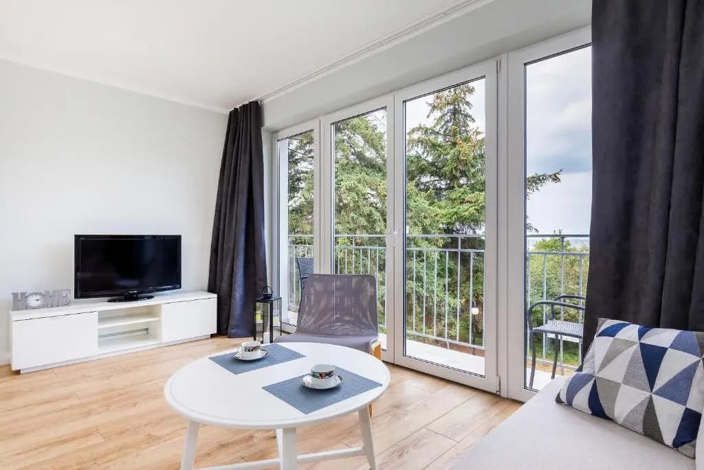 2 Bedrooms Apartment