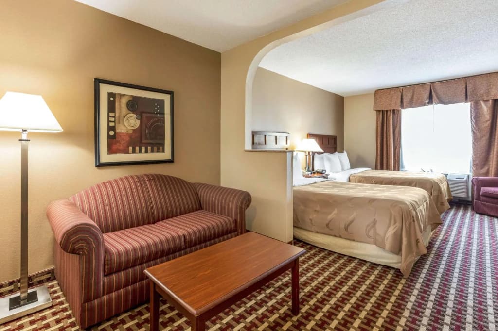Quadruple Suite
