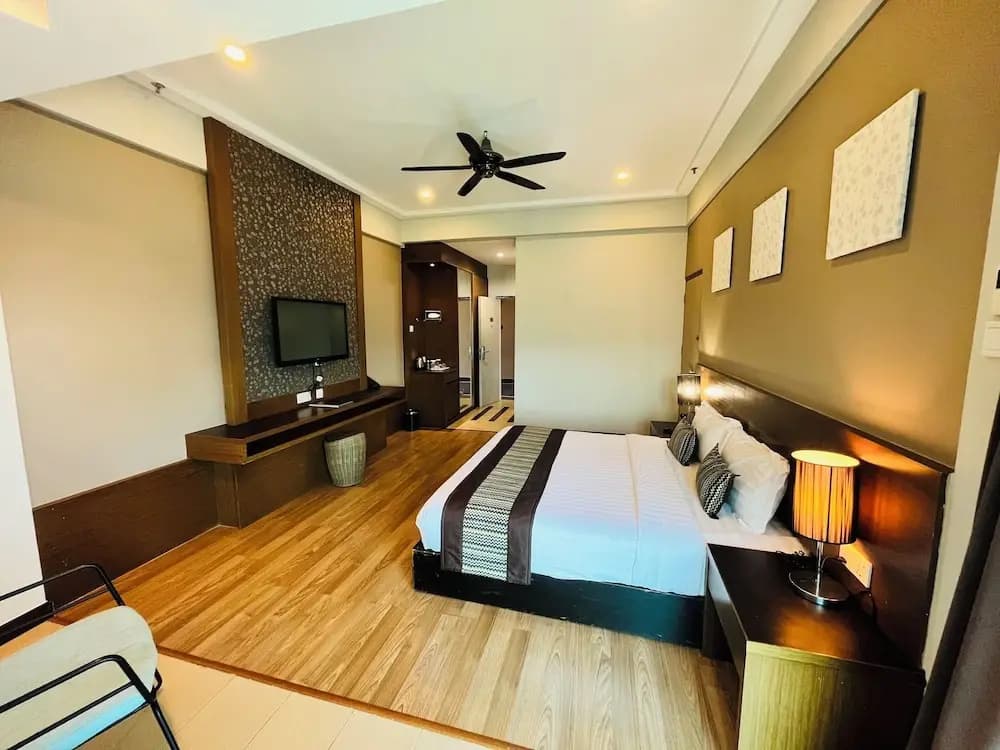 Superior Double room with balcony full double bed