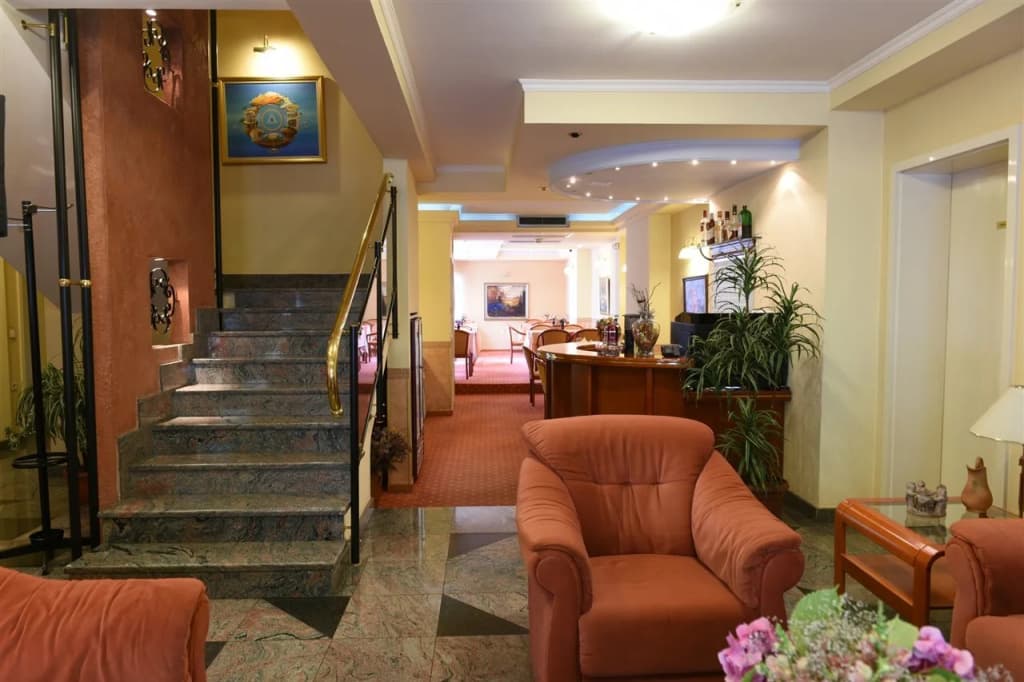 Hotel photo 2