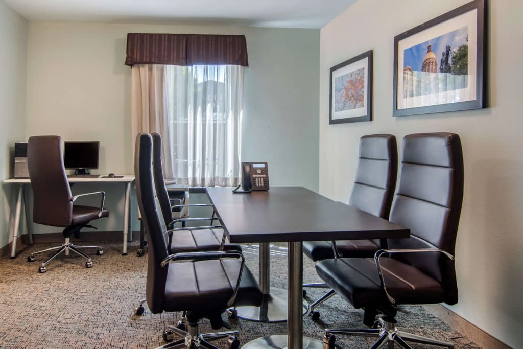 Hotel photo 11