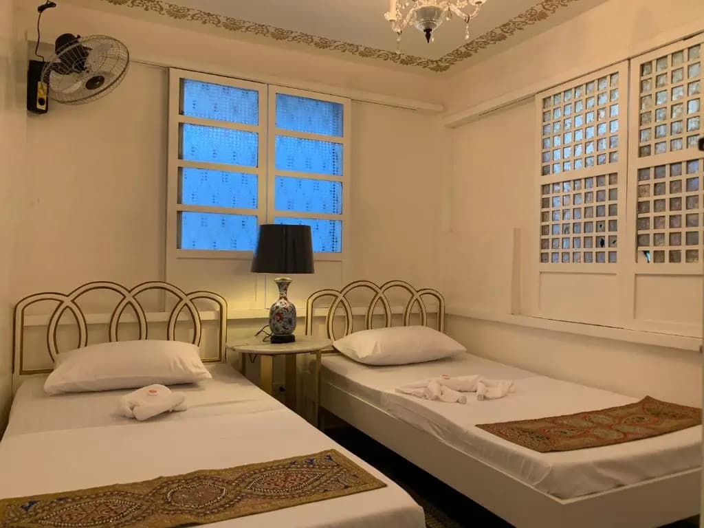 Deluxe Double room twin beds