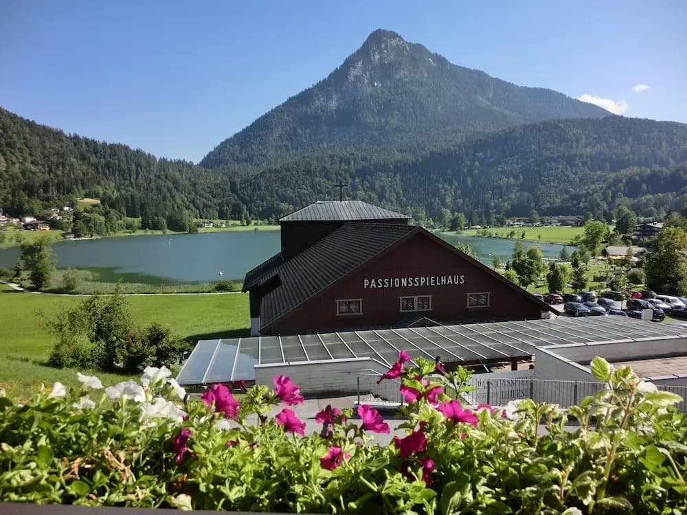 2 Bedrooms Standard Apartment with lake view