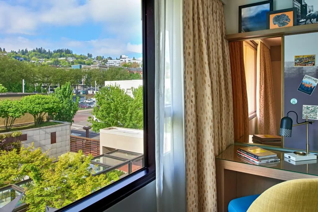 Standard room with garden view