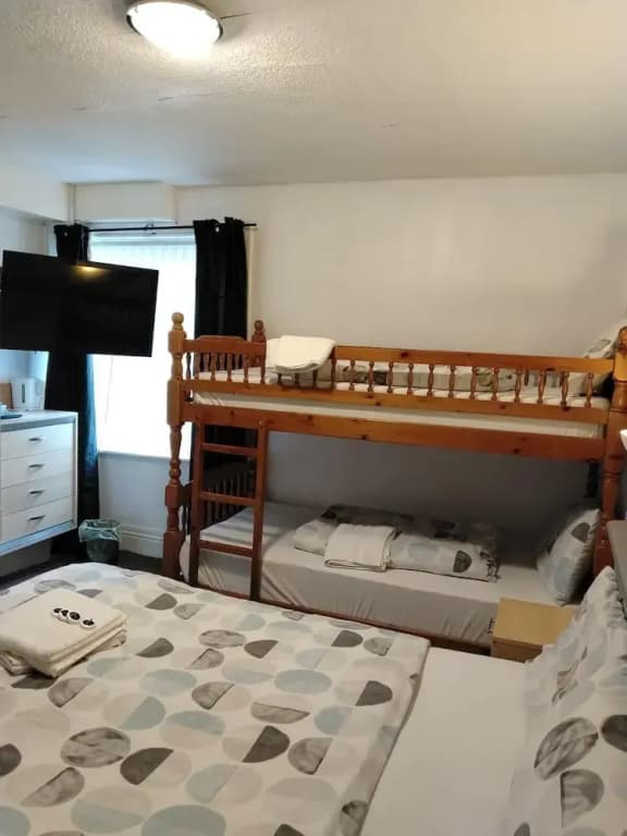Deluxe Quadruple room